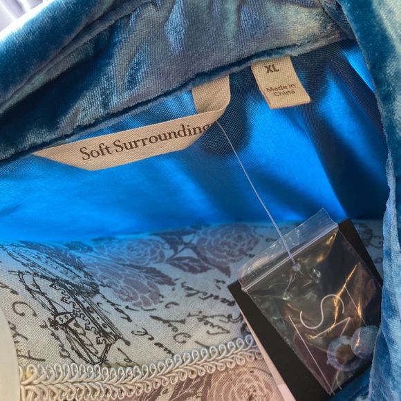 Soft Surroundings Icon Silk Velvour Poets Tunic Button Front Shirt - Picture 8 of 12